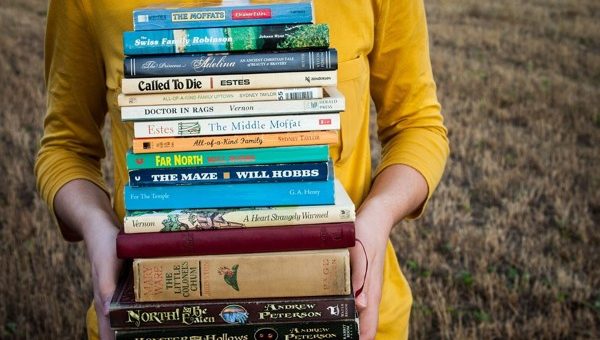 books 1605416 1280